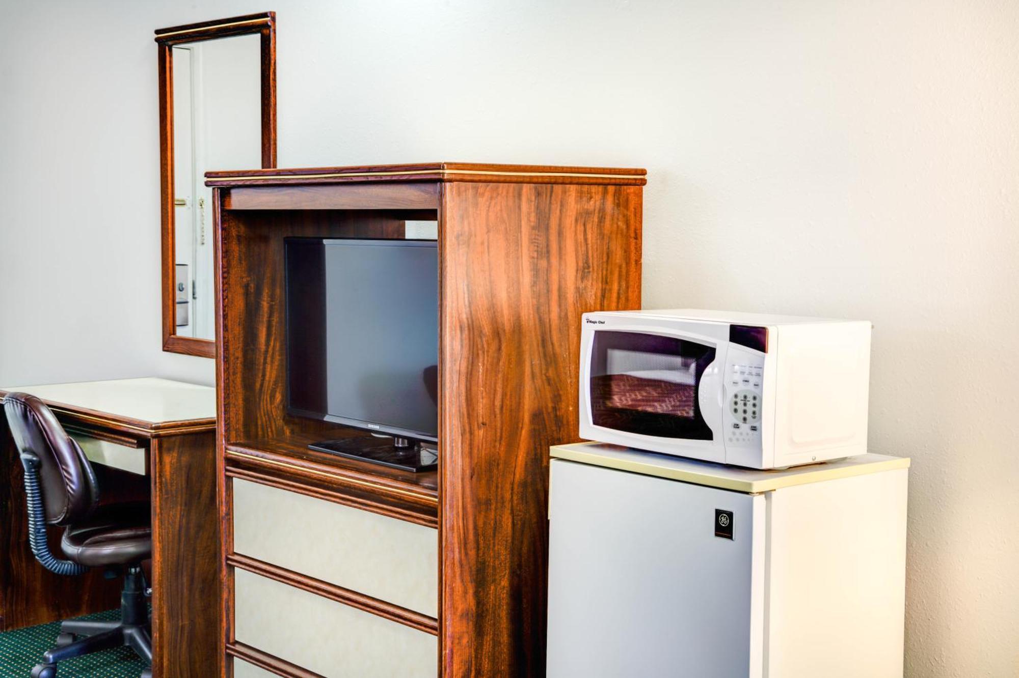 King Room with Ocean View - Non-Smoking