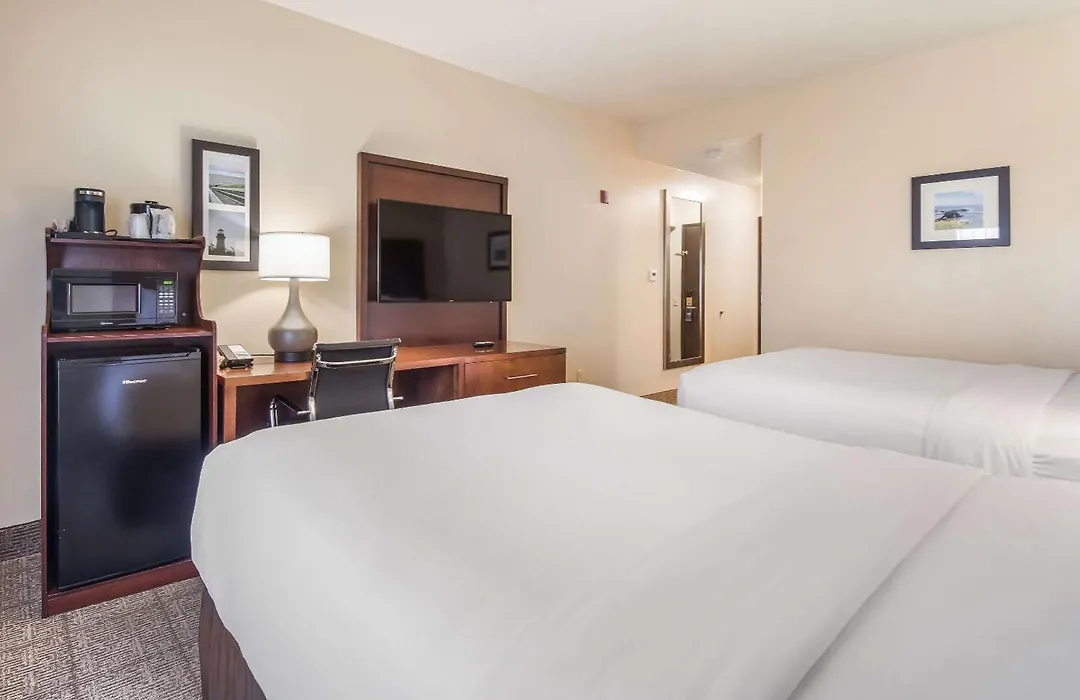 Comfort Inn Newport-1